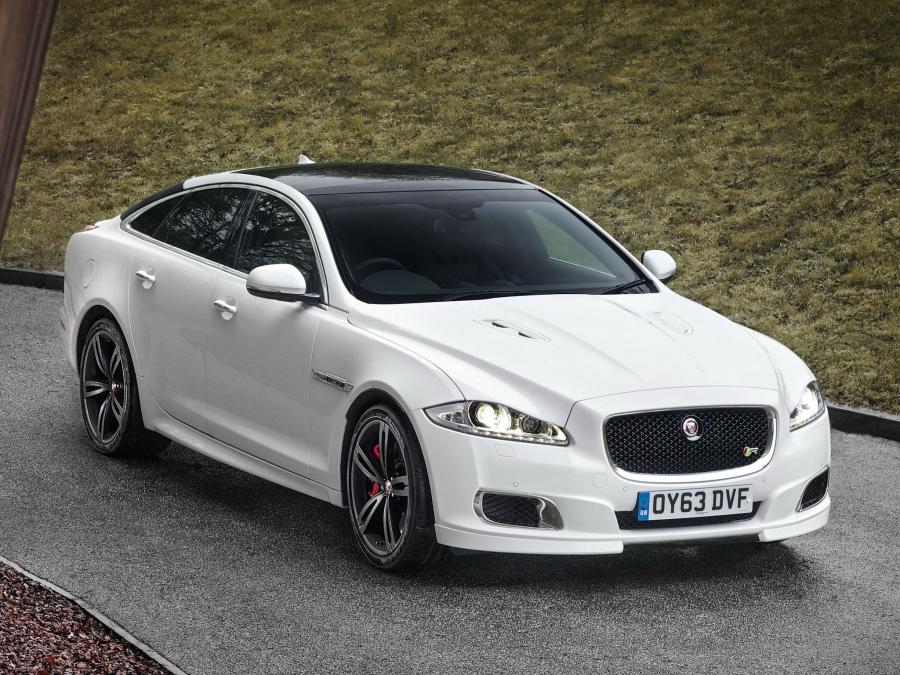  Jaguar XJR 2013 года  (UK) (фото 4 из 10)